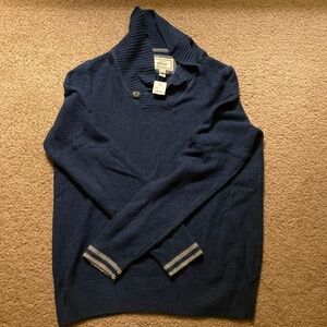 Men’s sweater
